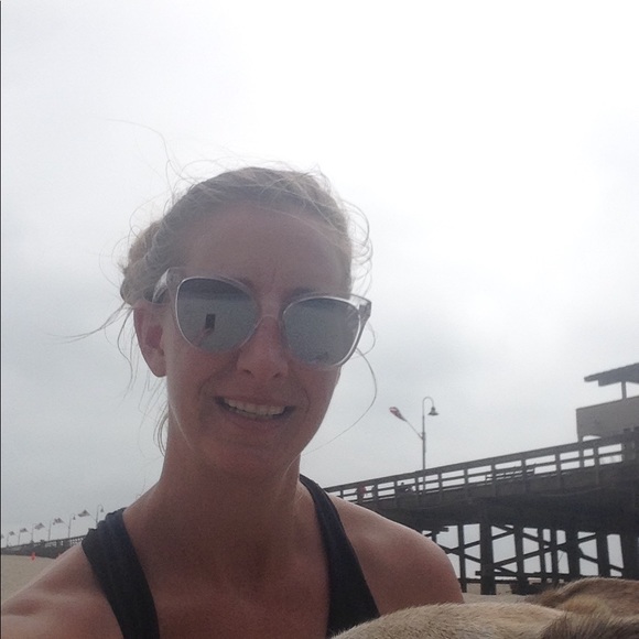 Meet your Posher, Ally - Picture 1 of 1